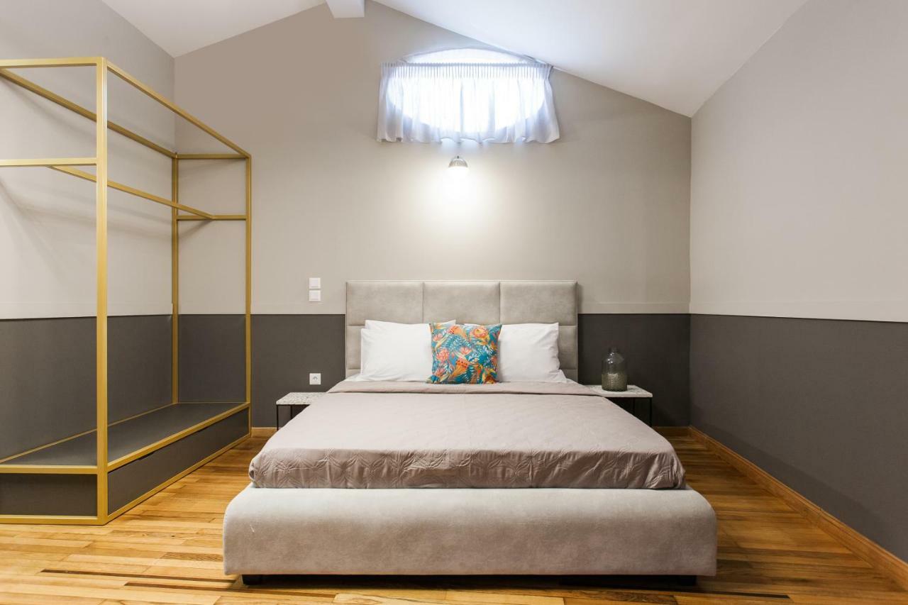 Step One | Luxury Suites Right In The Heart Of Acropolis Next To Metro Station Athen Eksteriør billede